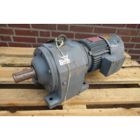 100 RPM 1,5  KW Asmaat 40 mm, 500V. Unused